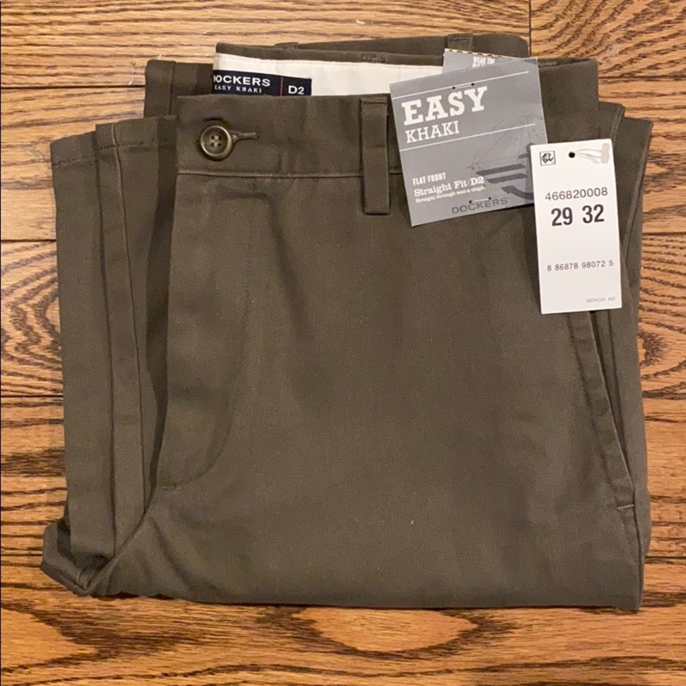 Dockers Men’s khaki chino pants